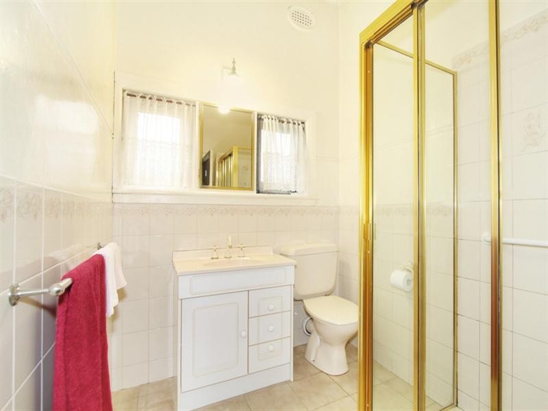 42 Nirvana Avenue, Malvern East VIC 3145