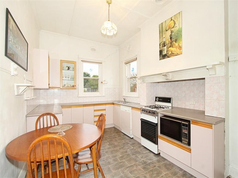 42 Nirvana Avenue, Malvern East VIC 3145