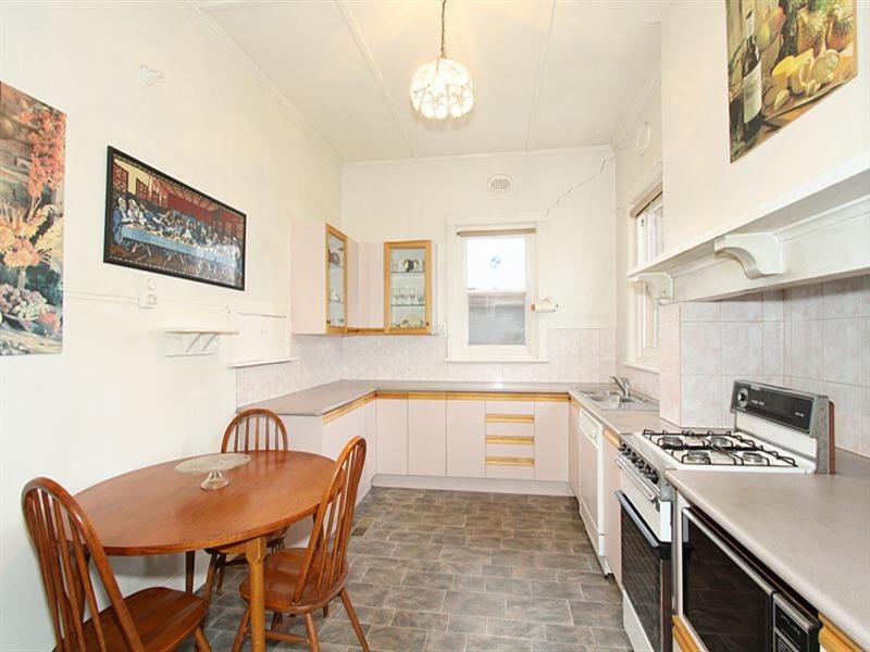 42 Nirvana Avenue, Malvern East VIC 3145