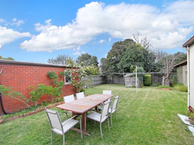 42 Nirvana Avenue, Malvern East VIC 3145