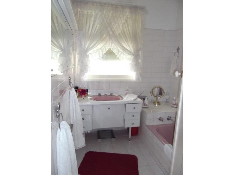 64 Railway Parade, Highett VIC 3190