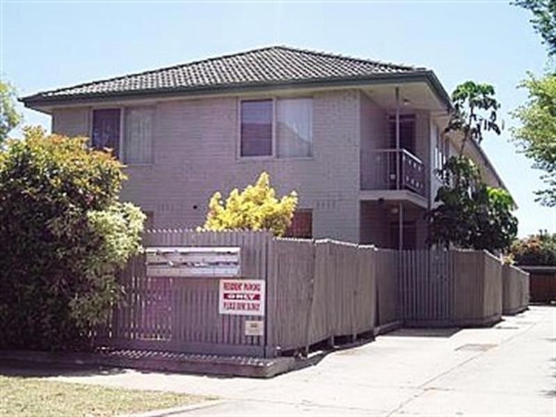 2/1 South Avenue, Bentleigh VIC 3204