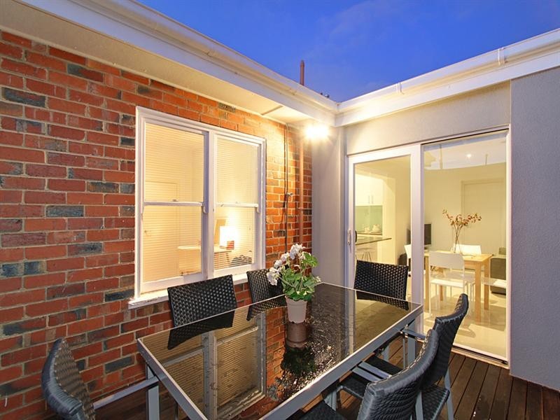 1/20 Wallace Avenue, Murrumbeena VIC 3163