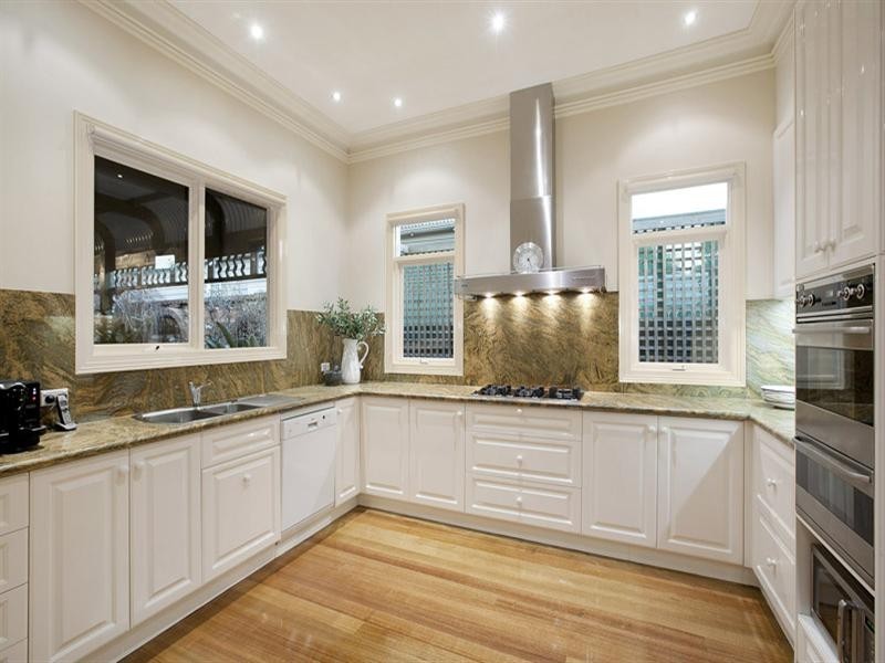 5 Cosy Gum Road, Carnegie VIC 3163