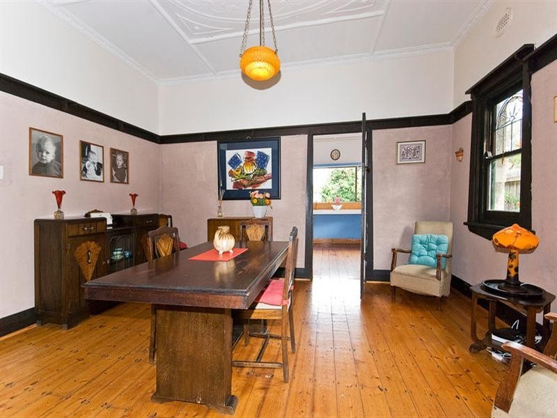 43 Railway Parade, Murrumbeena VIC 3163