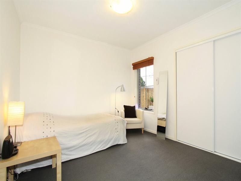 1/1162 Dandenong Road, Carnegie VIC 3163