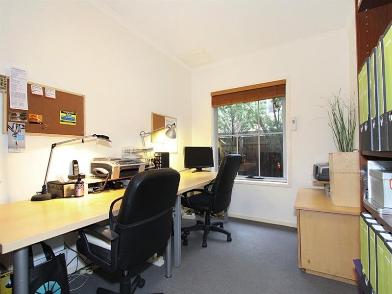 1/1162 Dandenong Road, Carnegie VIC 3163