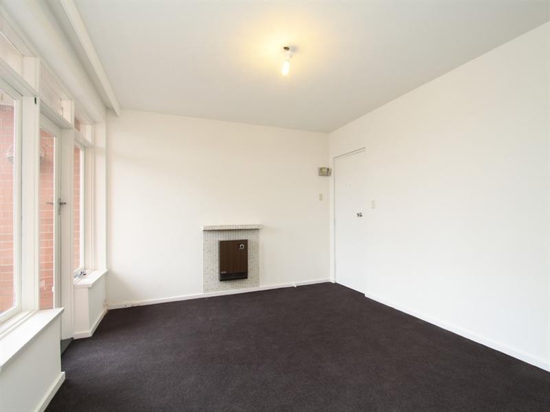 4/352 Koornang Road, Carnegie VIC 3163