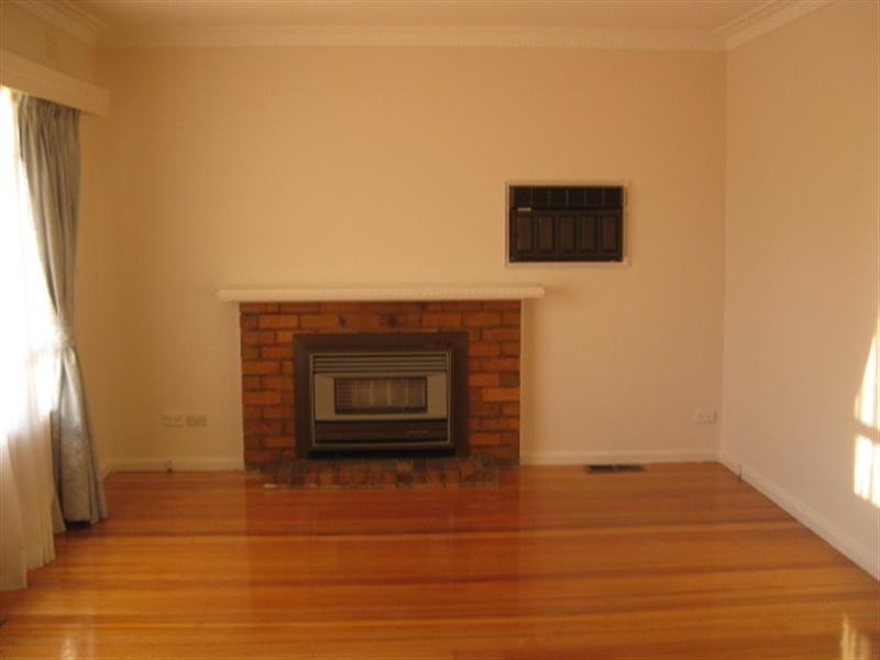 18 Marrbridge Road, Moorabbin VIC 3189