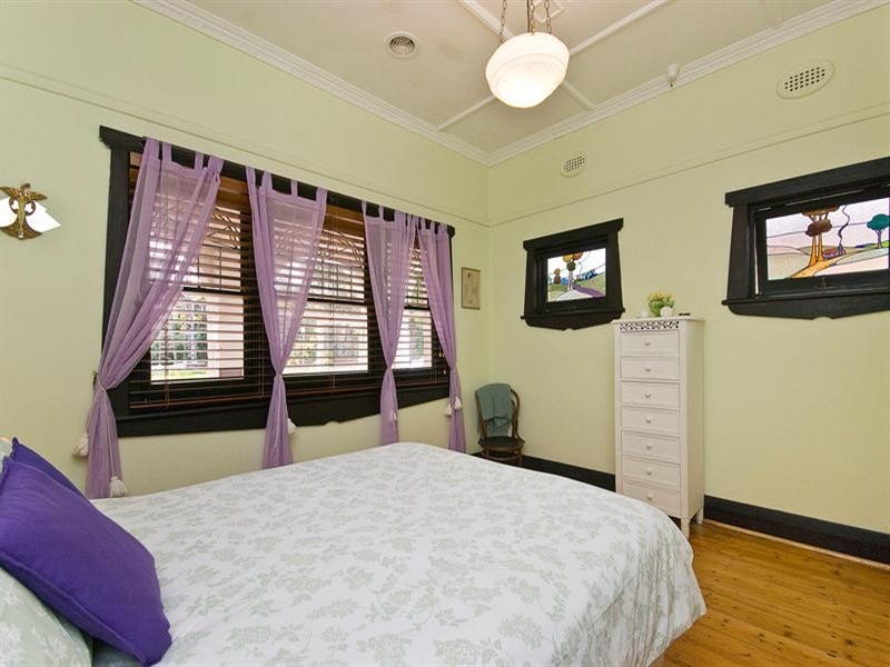 43 Railway Parade, Murrumbeena VIC 3163