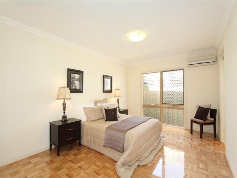 2/114 Truganini Road, Carnegie VIC 3163