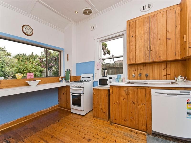 43 Railway Parade, Murrumbeena VIC 3163