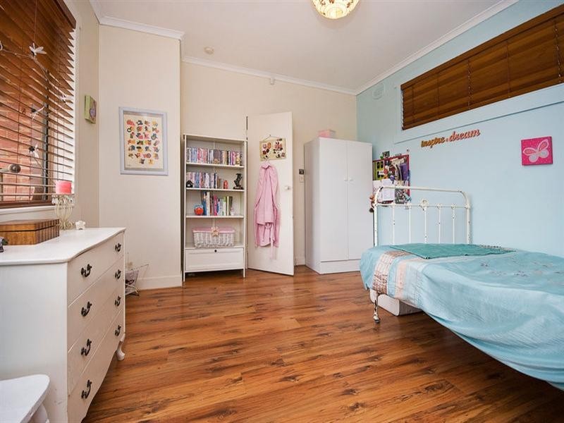 43 Railway Parade, Murrumbeena VIC 3163