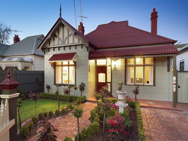 27 Rosstown Road, Carnegie VIC 3163