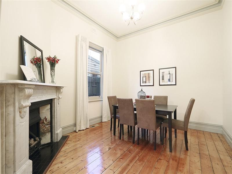 27 Rosstown Road, Carnegie VIC 3163