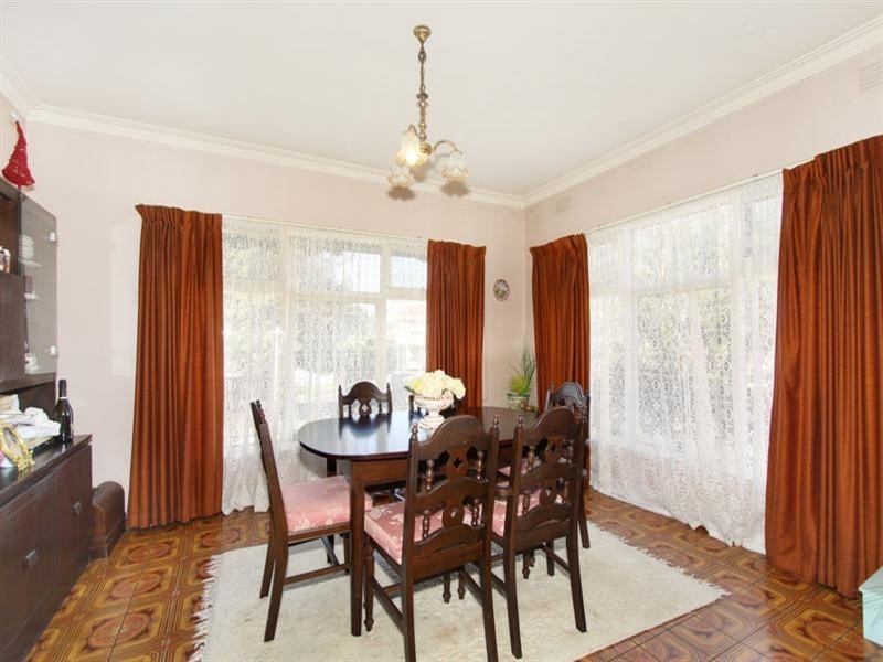 11 Bay Street, Parkdale VIC 3195