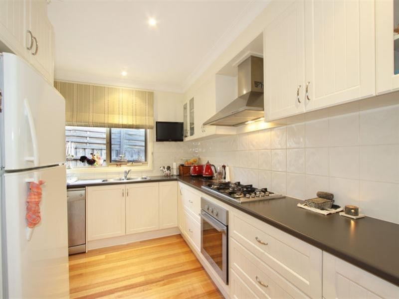 2/4 Weabra Court, Chadstone VIC 3148