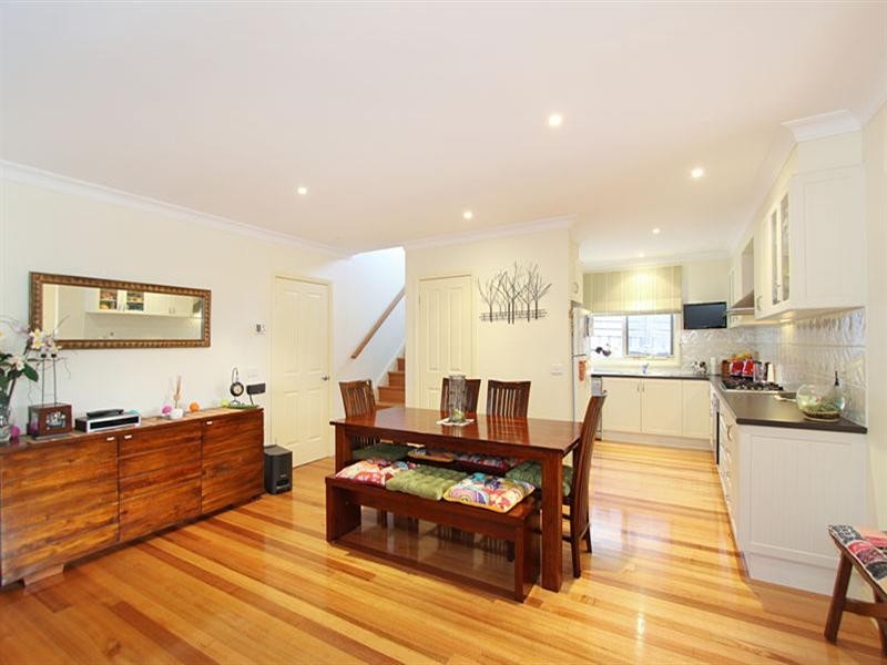 2/4 Weabra Court, Chadstone VIC 3148