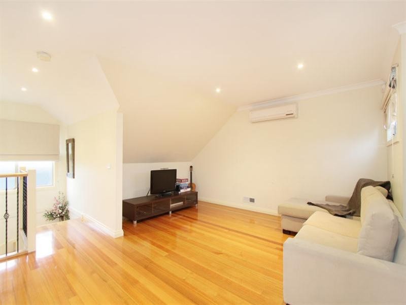 2/4 Weabra Court, Chadstone VIC 3148