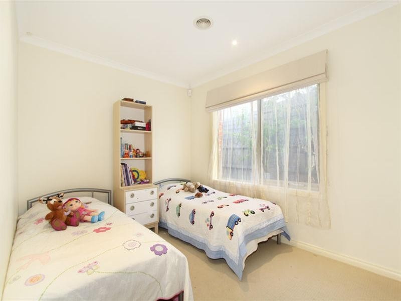 2/4 Weabra Court, Chadstone VIC 3148