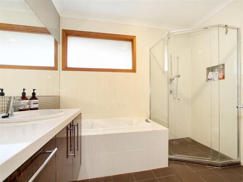 75 Eva Street, Clayton VIC 3168