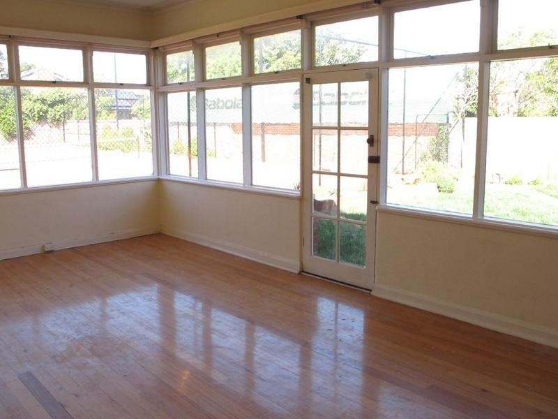 28 Oakleigh Road, Carnegie VIC 3163