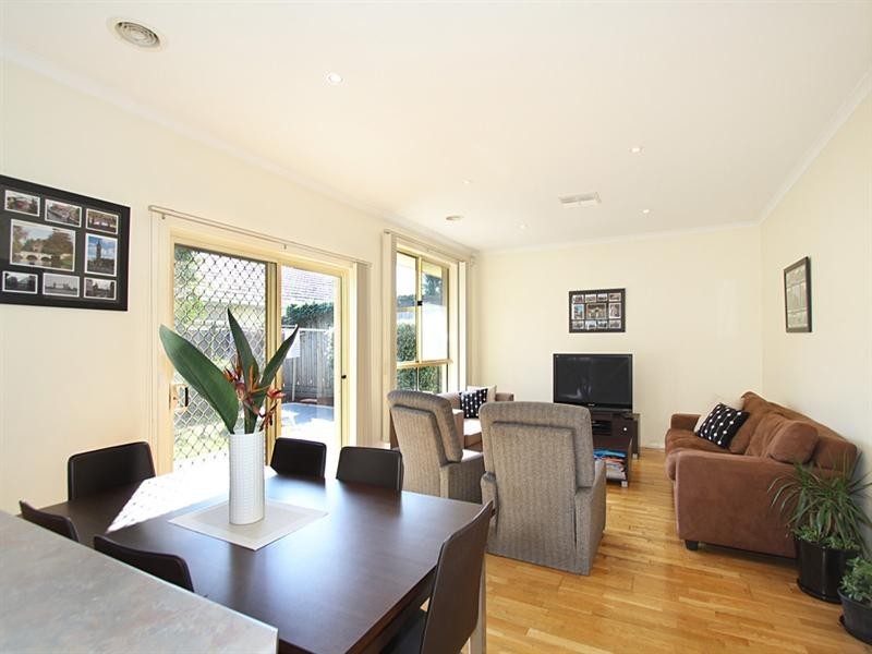 7 Derring Lane, Cheltenham VIC 3192