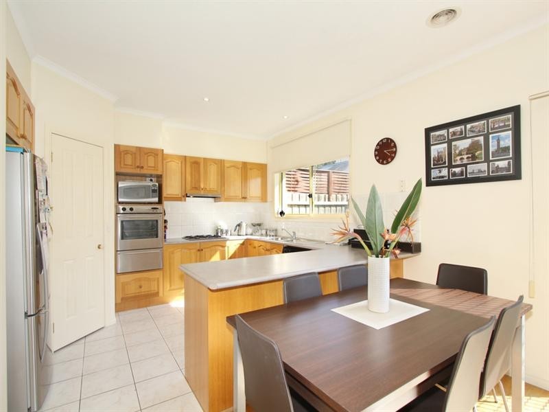 7 Derring Lane, Cheltenham VIC 3192