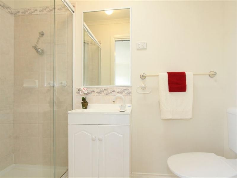 4 Federation Walk, Hughesdale VIC 3166