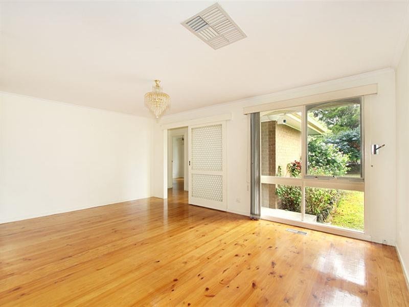 70 Heatherton Road, Endeavour Hills VIC 3802