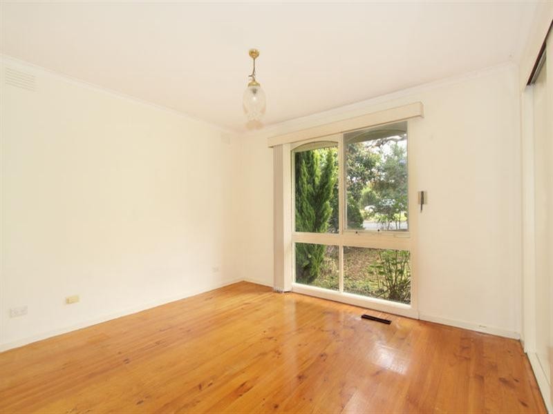 70 Heatherton Road, Endeavour Hills VIC 3802