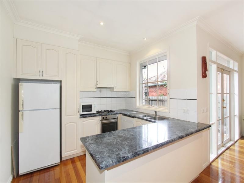 6/20 Maroo Street, Hughesdale VIC 3166