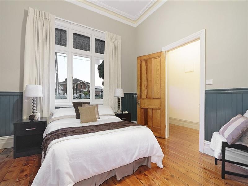 27 Rosstown Road, Carnegie VIC 3163