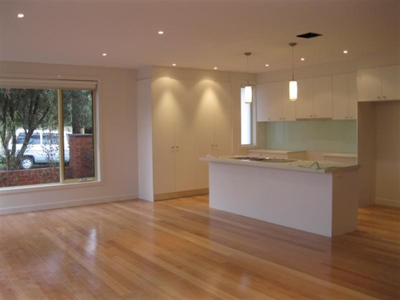 13 Balmoral Avenue, Bentleigh VIC 3204