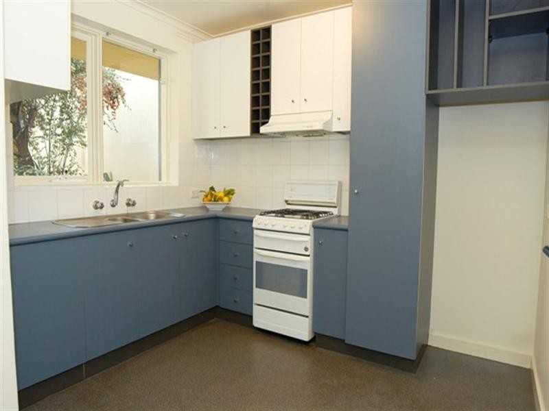 2/9 Wyuna Road, Caulfield North VIC 3161