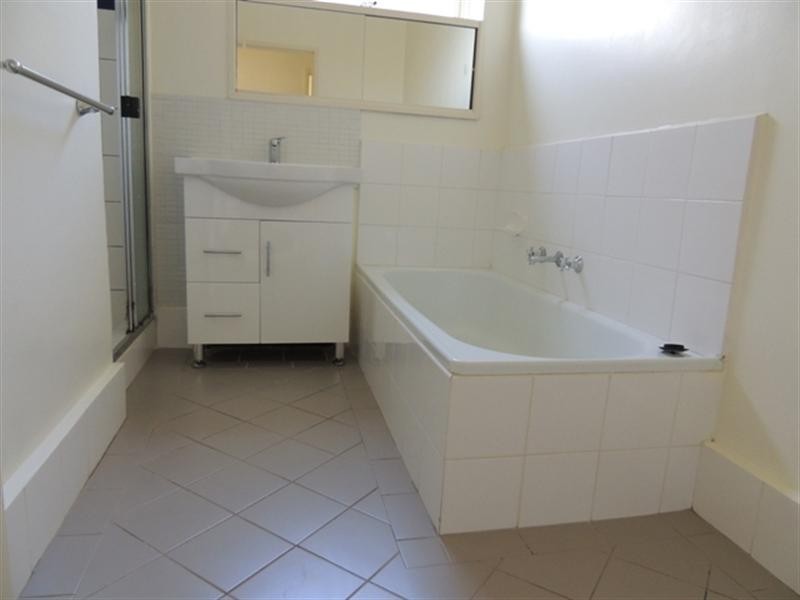 2/9 Wyuna Road, Caulfield North VIC 3161