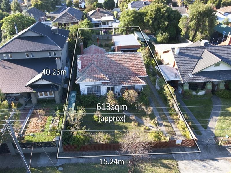 13 Lindsay Avenue, Murrumbeena VIC 3163