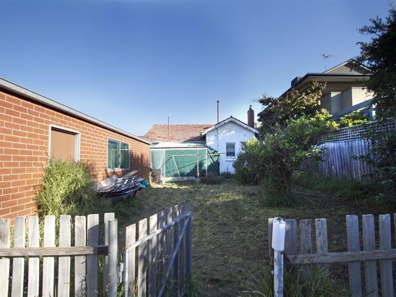 13 Lindsay Avenue, Murrumbeena VIC 3163