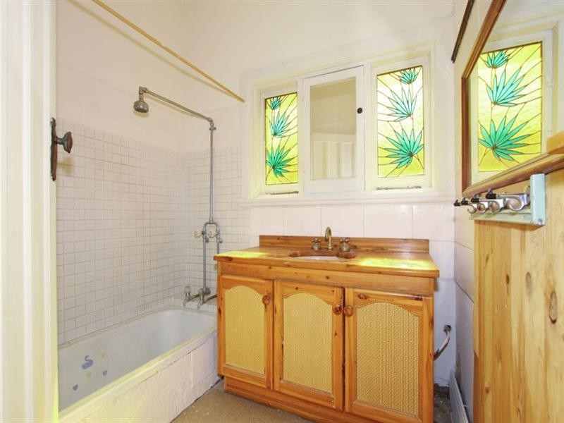 46 Toolambool Road, Carnegie VIC 3163