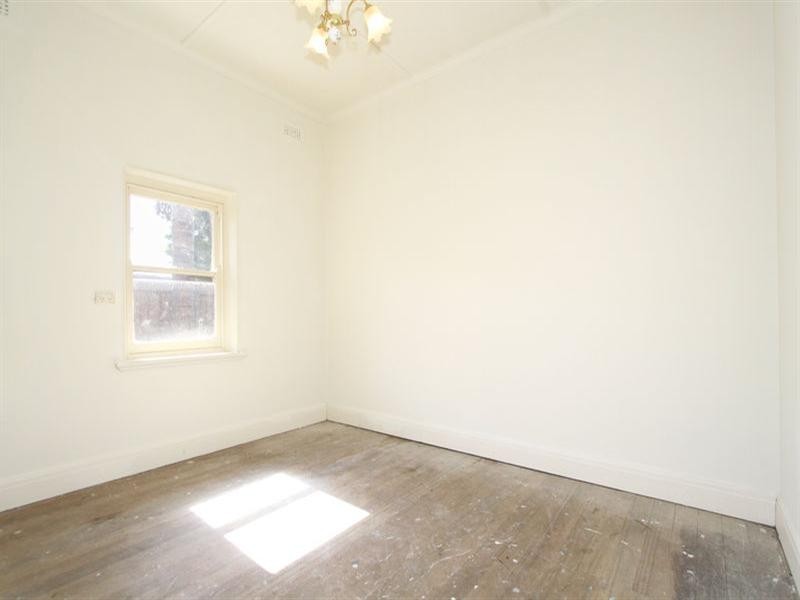 46 Toolambool Road, Carnegie VIC 3163