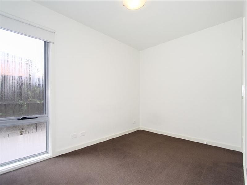 2/45 Rosstown Road, Carnegie VIC 3163