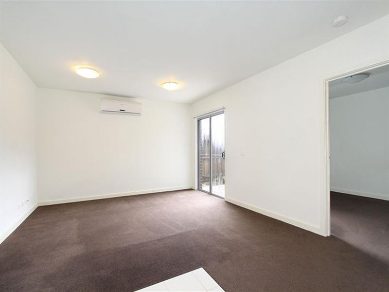 2/45 Rosstown Road, Carnegie VIC 3163