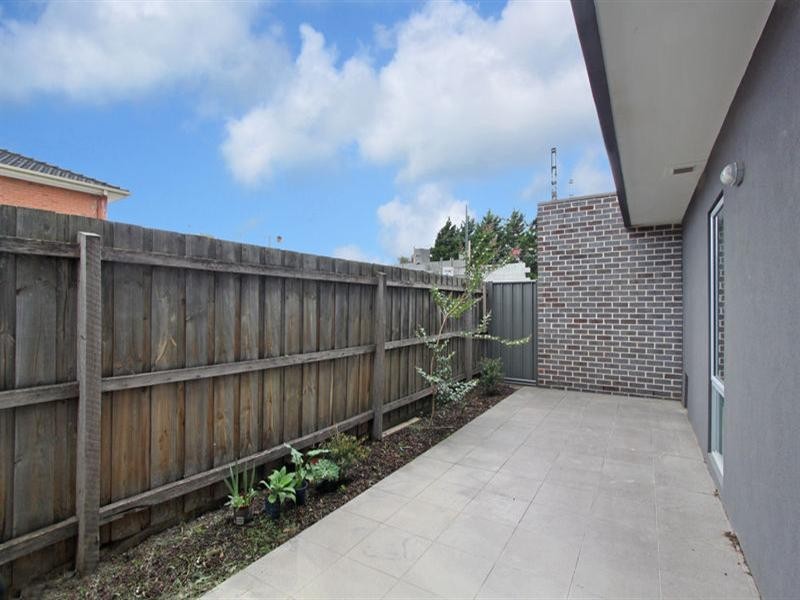 2/45 Rosstown Road, Carnegie VIC 3163