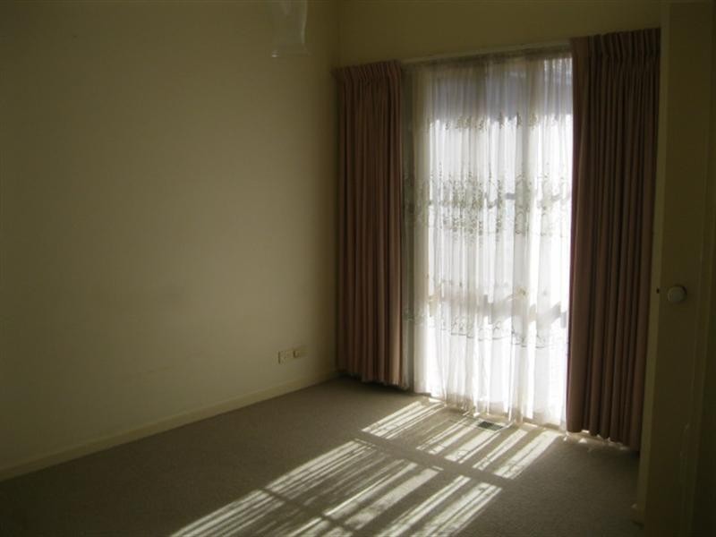 1/5 Wyuna Road, Caulfield North VIC 3161