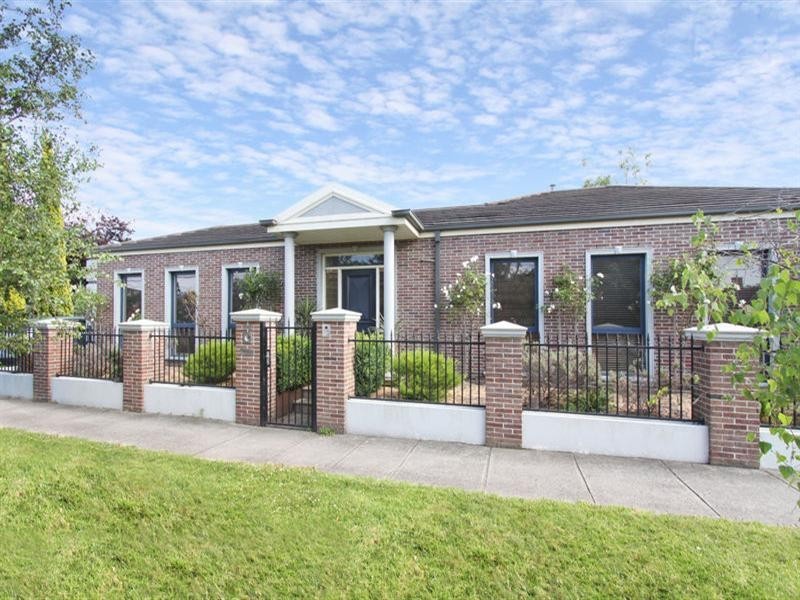 36 El Nido Grove, Carnegie VIC 3163