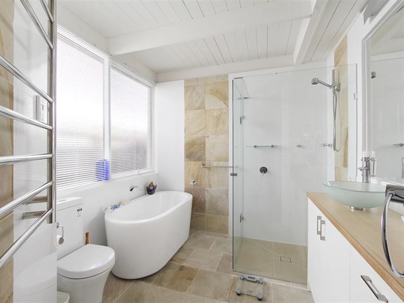 5 Argyle Close, Hughesdale VIC 3166