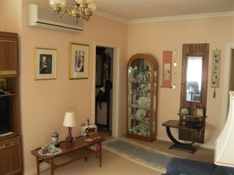 24 Leonard Street, Burwood VIC 3125