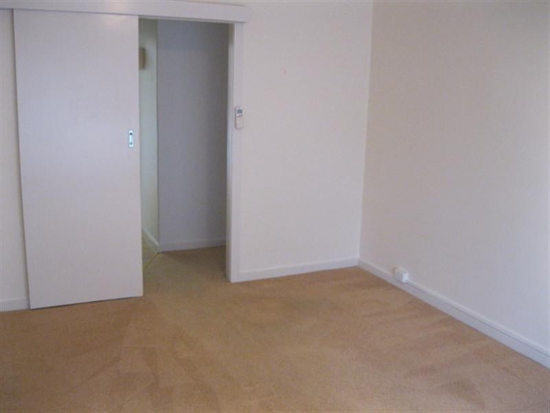 2/31 Tranmere Avenue, Carnegie VIC 3163