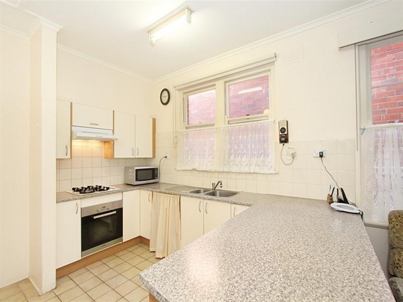 213 McKinnon Road, Mckinnon VIC 3204