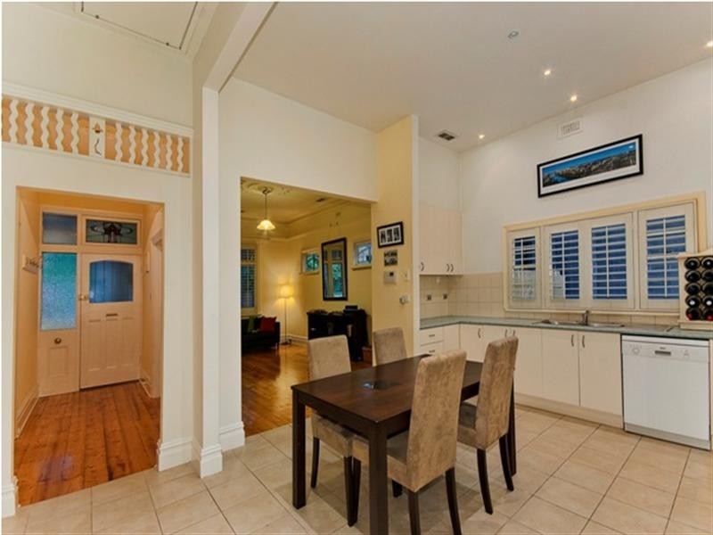 19 COSY GUM ROAD,, Carnegie VIC 3163